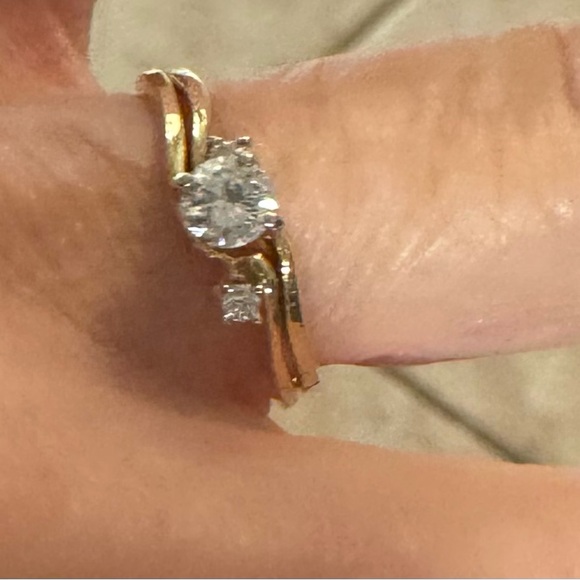 Jewelry - 💥PRICE DROP💥💍 Womens 14 kt yellow gold wedding set. Appraisal in pictures.